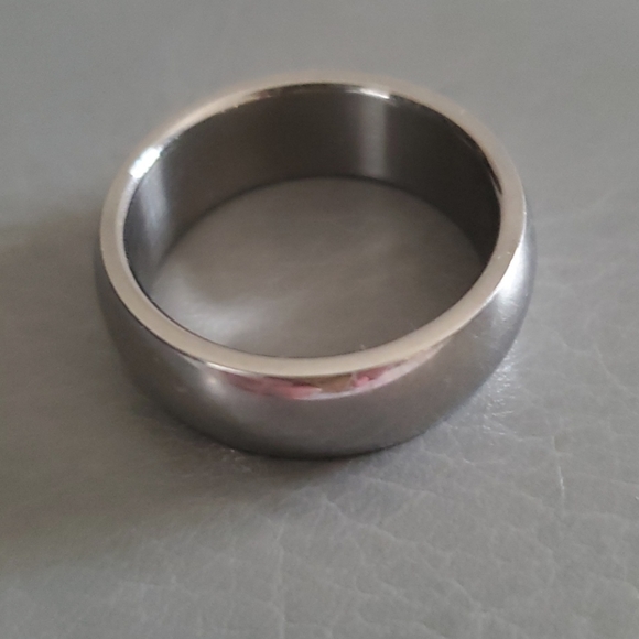 Man's stainless steel wedding ring - Picture 1 of 3